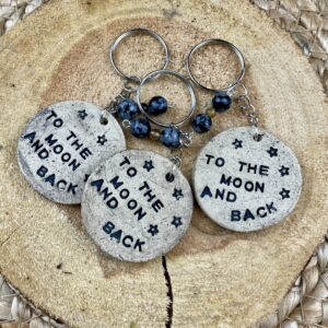 Přívěsek To the moon and back